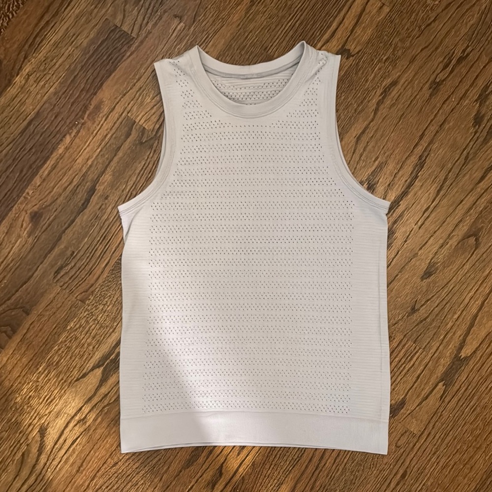 Lululemon tank. Light grey. Size 4. Barely worn.